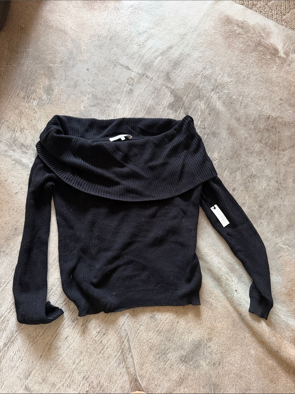 Lovers + Friends Black Off-the-Shoulder Ribbed Sweater